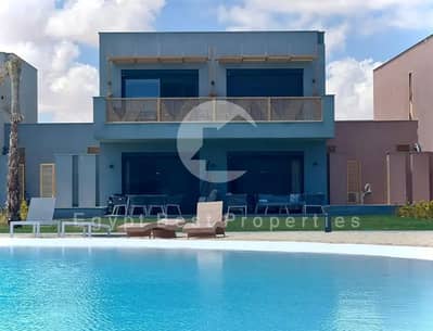 توين هاوس فاخر للبيع في بلايا راس الحكمه بموقع مميز واطلاله بانوراميه كامله متشطب باللكامل استلام فوري