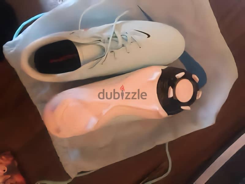 Nike shoes 3
