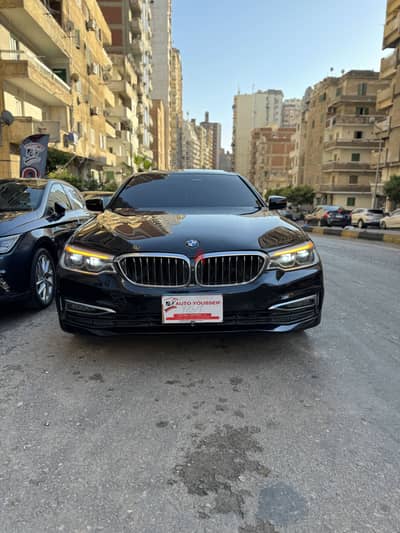 BMW 520i 2019 fabrika 90,000km 2000cc