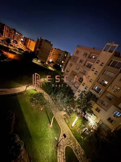 Apartment 143m² with full special finishes for sale in Madinaty B6, prime location opposite The Spine