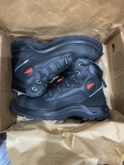Red wing Safety Shoes