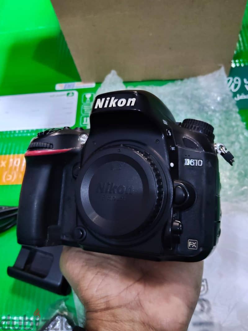 Nikon 610 8