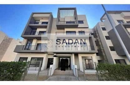 بنتهاوس للبيع استلام فوري متشطبة بالكامل بالتكيفات في كمبوند فيفث اسكوير المراسم - التجمع الخامس   الشقة تشطيب ألترا سوبر لوكس