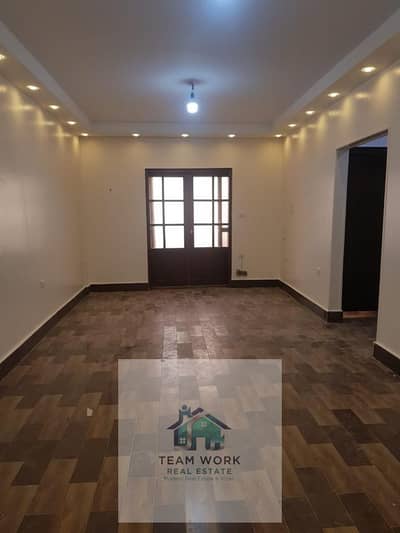 For sale directly from the owner: 150m² net apartment with elevator in the 10th District, Zayed City