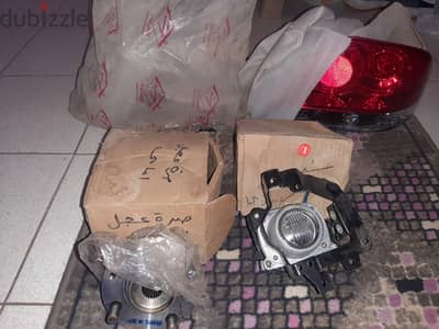 قطع غيار لانسر بومه تيواني جديده بسعر مناسب
