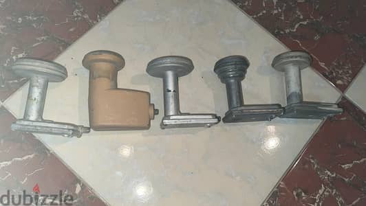 LNB  ٥ عدسات لطبق الدش المتحرك