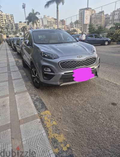 للبيع كيا سبورتج  استخدام خفيف. جدا  ٢٠٢١ اعلى فقة