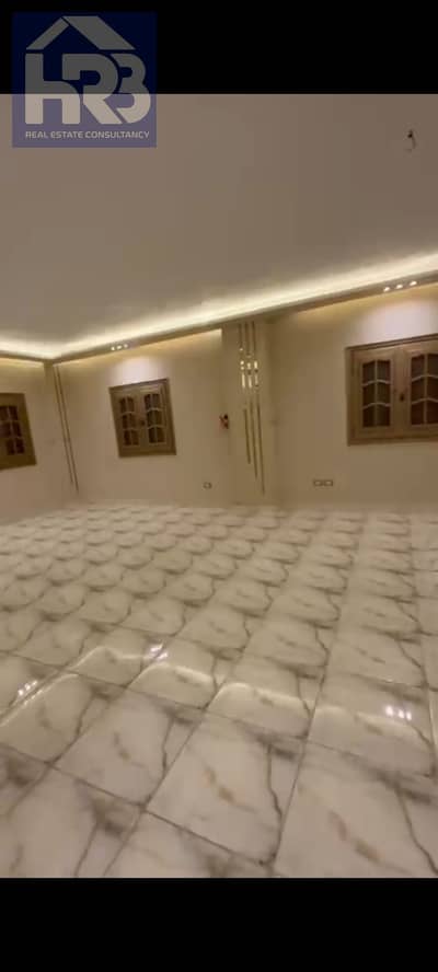 Apartment for Sale in Gardenia 3 – New Cairo | 200 sqm Elevated Ground Floor, Double View | Directly on Mohamed Naguib Axis
