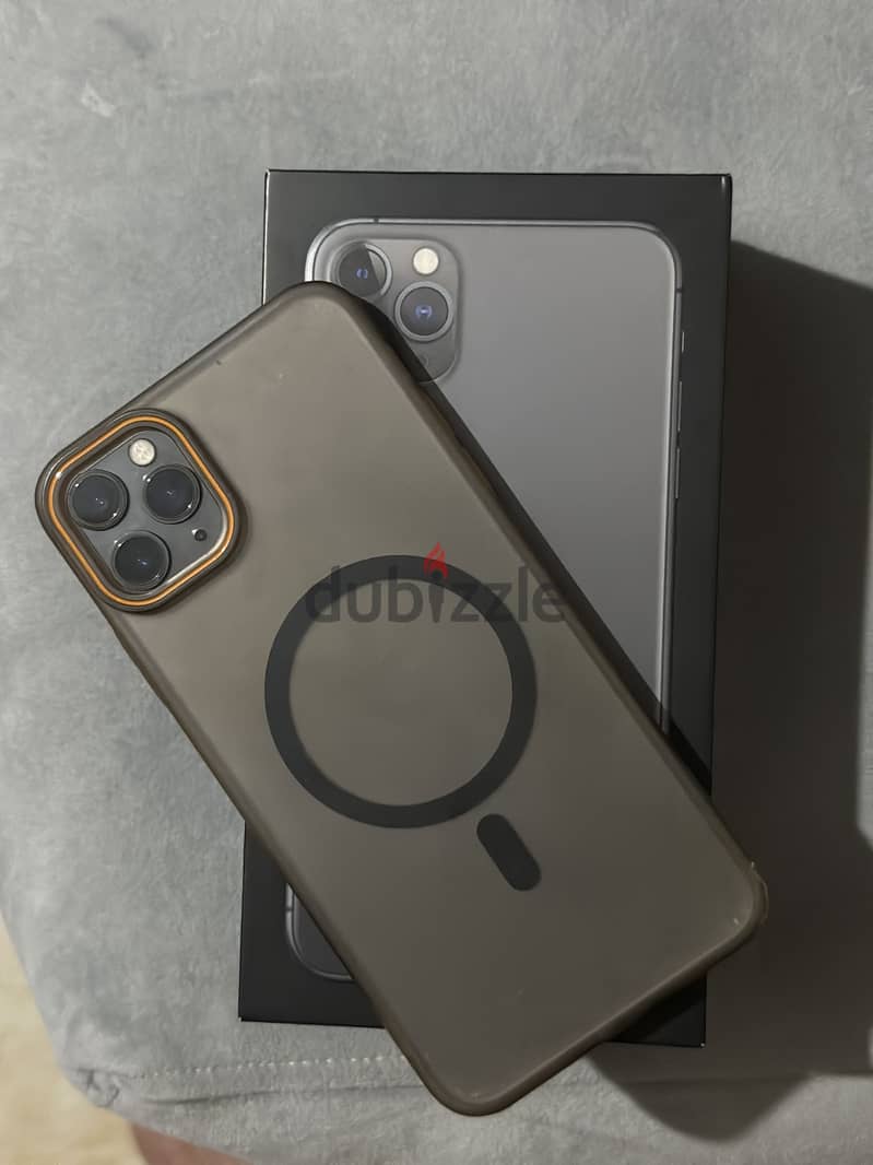 iPhone 11 Pro Max 1