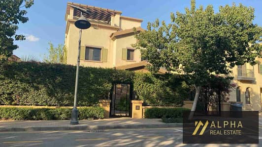 فيلا مستقلة للإيجار في ميفيدا في القاهرة الجديدة