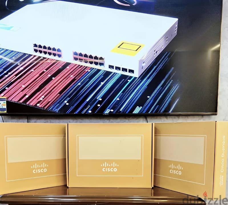 Cisco CBS350-24P-4G 2