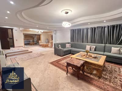 Apartment for sale 450m 4 rooms and 4 bathrooms Arabian Peninsula