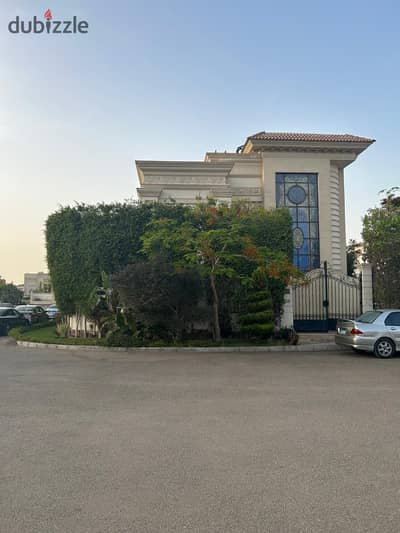 للبيع بأرقى كمبوندات الشيخ زايد بسعر مميز جدا