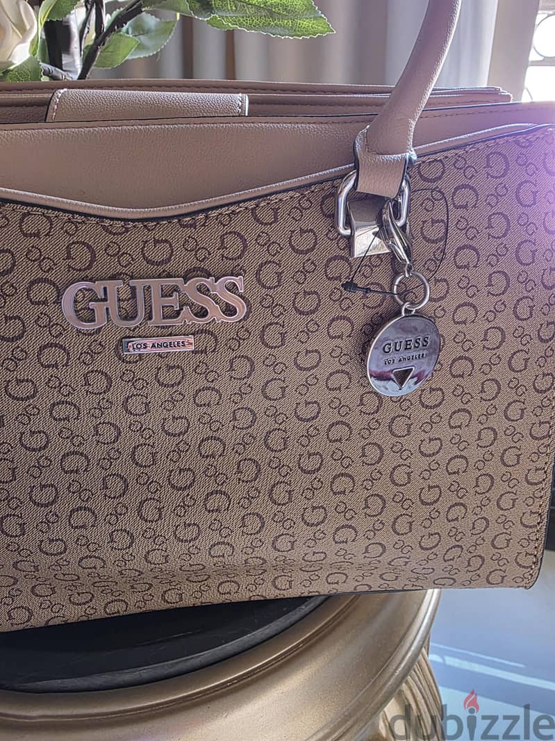 GUESS ORIGINAL FROM USA. 6