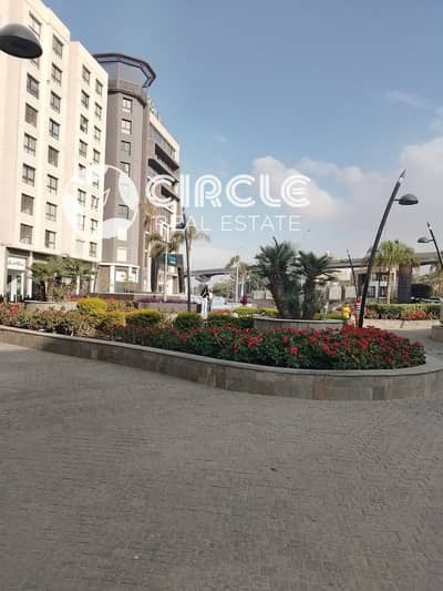 بالمطبخ والتكييفات والأجهزة دوبلكس ١٤٤م بموقع متميز للإيجار في بورتو نيو كايرو التجمع الخامس بالقرب من الـ AUC بالقاهرة الجديدة Porto New Cairo