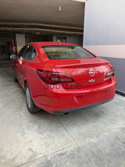 Opel astra 2020 \ اوبل استرا 2020