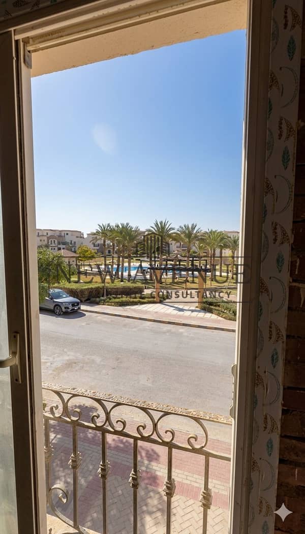 أقل من سعر السوق تاون هاوس  بفيو مميز على لاند سكيب وحمام سباحه في ديفينا جاردنز - Divina gardens