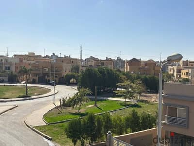 شقه للبيع 220 متر من المالك مباشرة   الشيخ زايد. الحي التاسع