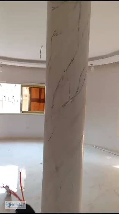 Apartment for rent, suitable for administrative use, first occupancy, super deluxe finishing, 300 square meters in Andalus 1, Fifth Settlement