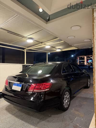 Mercedes Benz E200 2015 ٥٠ الف كيلو فقط
