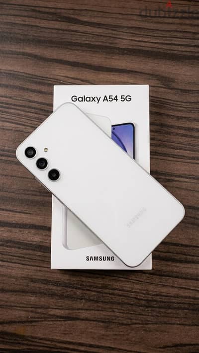 Samsung A54 للبيع — حالة ممتازة جدًا