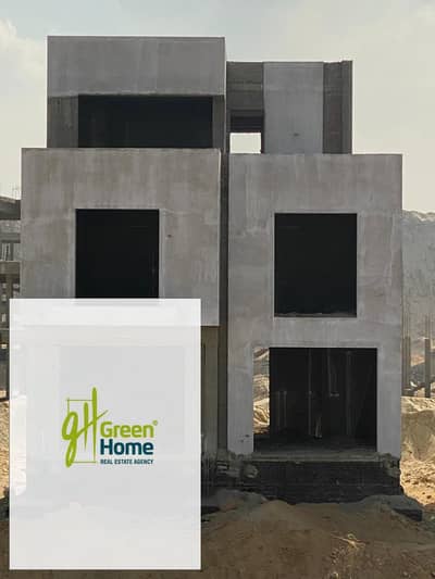 300m Townhouse M For Sale in STEI8HT LMD New Cairo | Best Location and Price