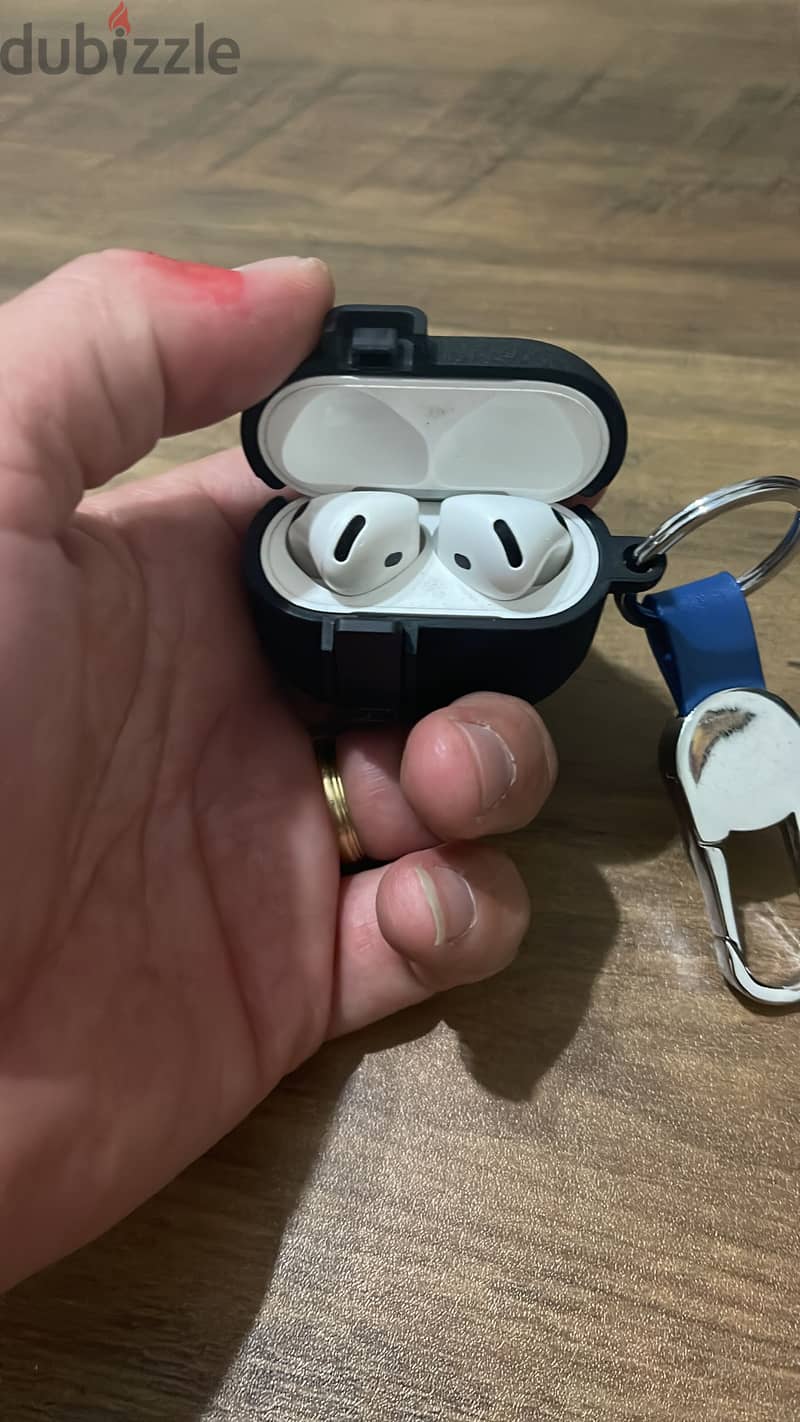 AirPod. 1