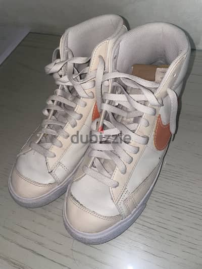 Nike Blazer Mid