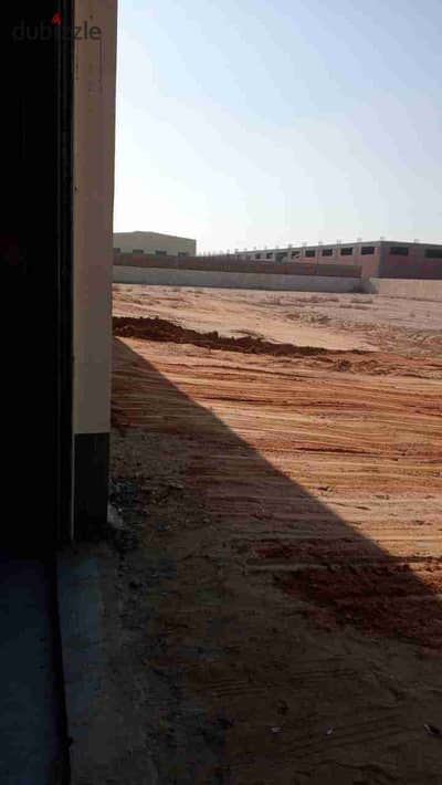 للايجار مصنع مواد بنا ٧٠٠٠م بالعاشر من رمضان