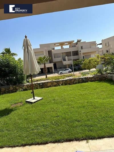 شاليه بحديقة للبيع في هاسيندا باي الساحل الشمالي متشطب بالكامل بالفرش بسعر اقل من سعر السوق