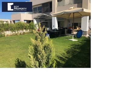 شاليه بحديقة يطل علي حمام السباحة مباشرة بسعر اقل من سعر السوق للبيع في هاسيندا باي الساحل الشمالي متشطب بالكامل بالفرش