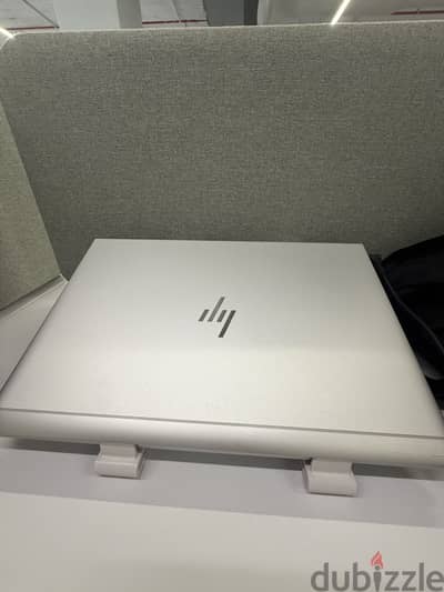 Hp laptop elitebook 840 g7 like new