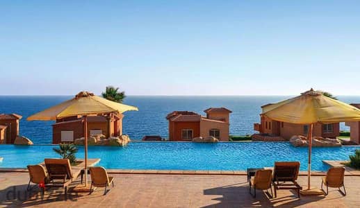 شالية للبيع متشطب بالكامل في مشروع تلال العين السخنة بفيو علي اللاجون والبحر