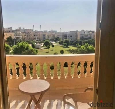 Luxury villa for sale in a prime location in the South of the Academy – Fifth Settlement, overlooking a panoramic garden.