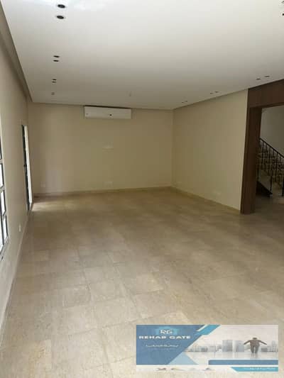 Standalone villa for rent in Al Rehab City. Special kitchen and air conditioning finishes. First occupancy. Close to services. 550 sq m.