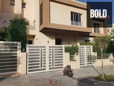 امتلك توين هاوس جاهز للاستلام 297 متر في جراند هايتس الشيخ زايد متشطب بالكامل Prime Twinhouse 279 sqm for sale in grand heights
