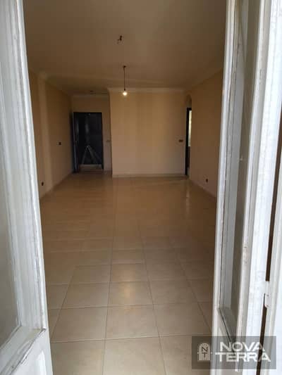 شقة للإيجار – كمبوند حدائق المهندسين Hadayek El Mohandeseen Compound  – الشيخ زايد-بالقرب من محور 26 يوليو  وصله دهشور   امام ماركت سعودى