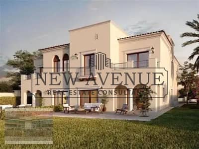 Twin house soon delivery with 3 bedrooms and maid's room for sale in City Gate Aven fifth settlement developed by Qatari Diar