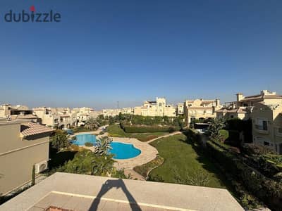 Fully finished villa with a swimming pool in Patio 6 next to New Giza and Mountain View October Park