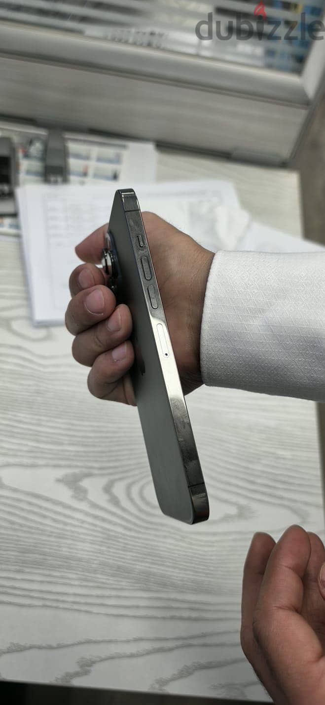 iPhone 13 Pro Max 256GB Graphite 7