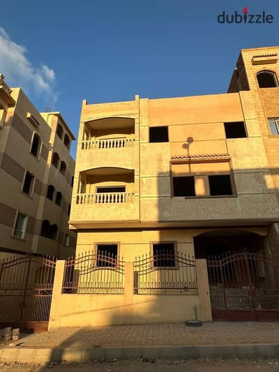 عماره للبيع مالك اصيل بسعر لقطه