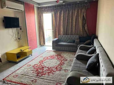 شقة للايجار الفاضي في الشطر الثامن زهراء المعادي