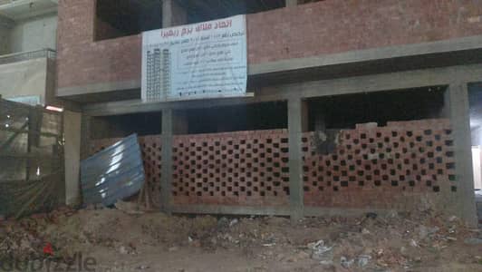 طريق اخميم سوهاج الرئيسي أمام مستشفي طيبه رويال الخاصه