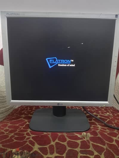 شاشه كومبيوتر ال جي