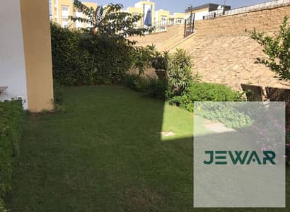 Luxury Duplex for Sale in Koronfel Heights Compound – New Cairo   A premium ground & first floor duplex with a total area of 327 sqm, directly pool