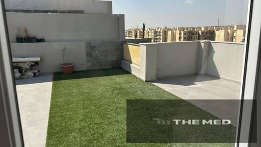 بنتهاوس + رووف 75متر للبيع في كمبوند زايد ديونز, استلام فوري, بموقع مميز