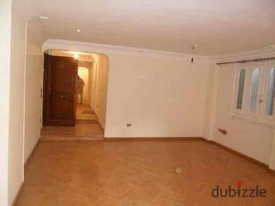 Office for rent 150m / Cleopatra directly on the tram for companies floor 1 advertising front on the tram