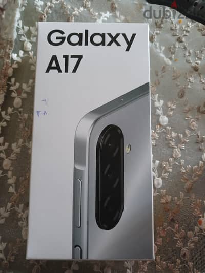 سامسونجA17 لسه زيرو7000