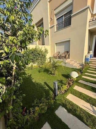 أرضي بجاردن استلام فوري متشطبة بالتكييفات والمطابخ في أرقي كمبوند من أورا بيراميدز هيلز بالقرب من الخمائل ونيو جيزة