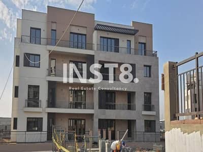Special Apartment 215m For Sale in District 5 Direct on Suez Road